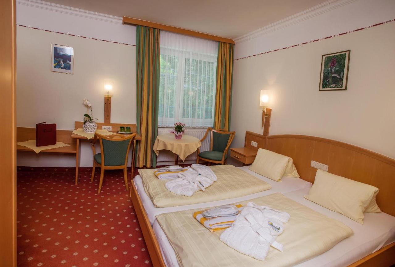 Landhotel Gruenberg Am See Gmunden Buitenkant foto